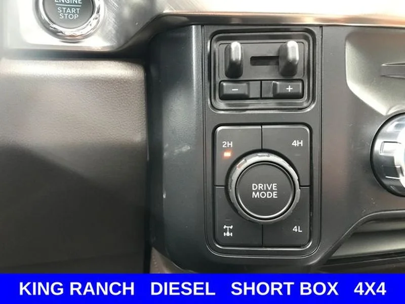 New 2026 Star White Metallic Tri-Coat Ford F-350® King Ranch® image 18