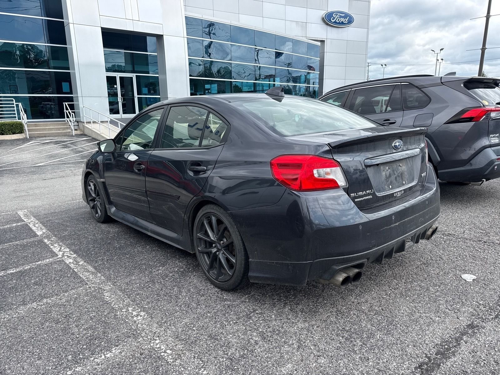 Used 2018 Gray Subaru Limited image 3