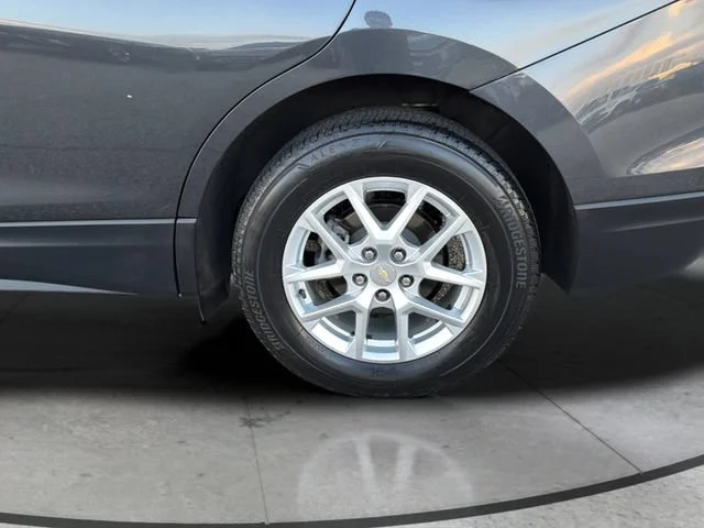 Used 2023 IRON GRAY METALLIC Chevrolet LT image 30