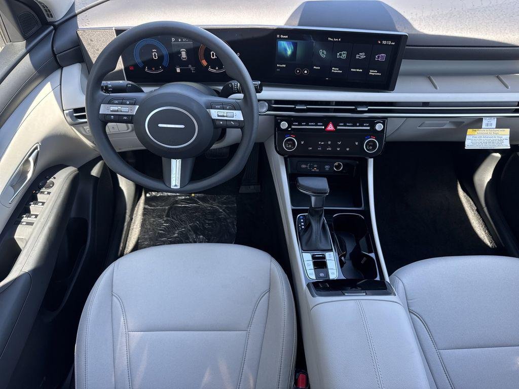 New 2026 White Hyundai SEL FWD image 21