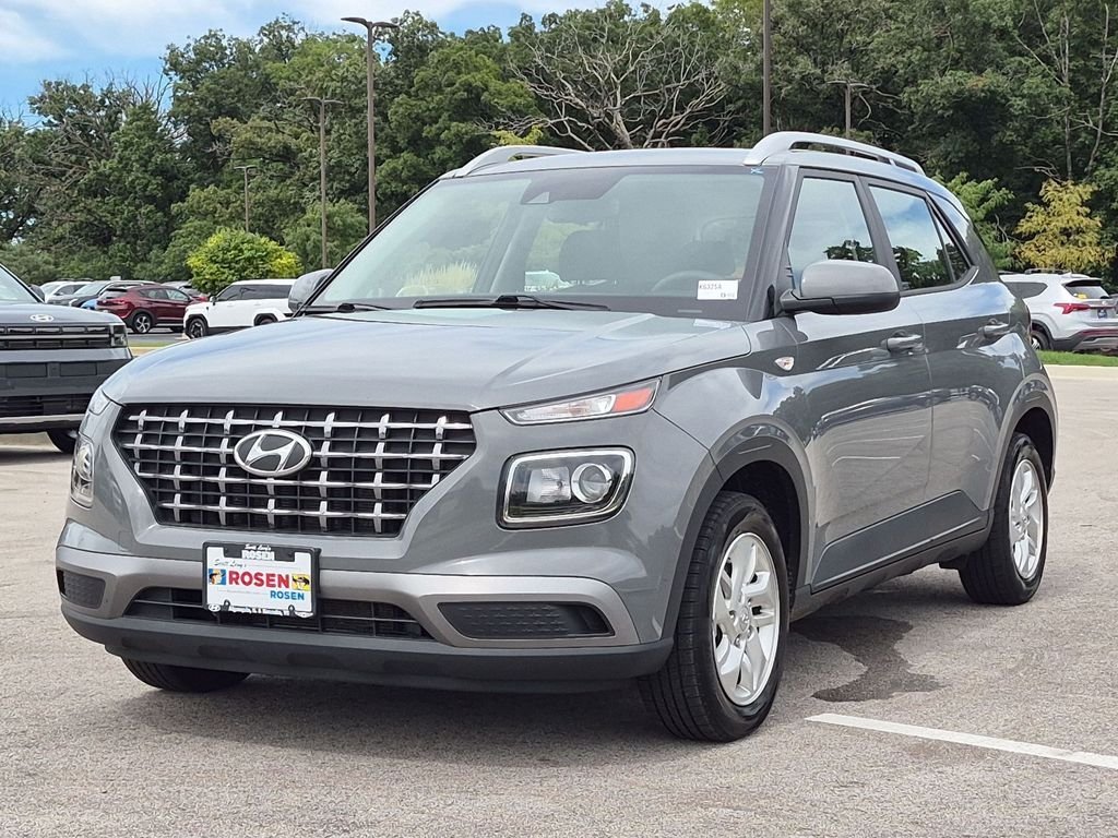 Used 2020 Gray Hyundai SEL image 3
