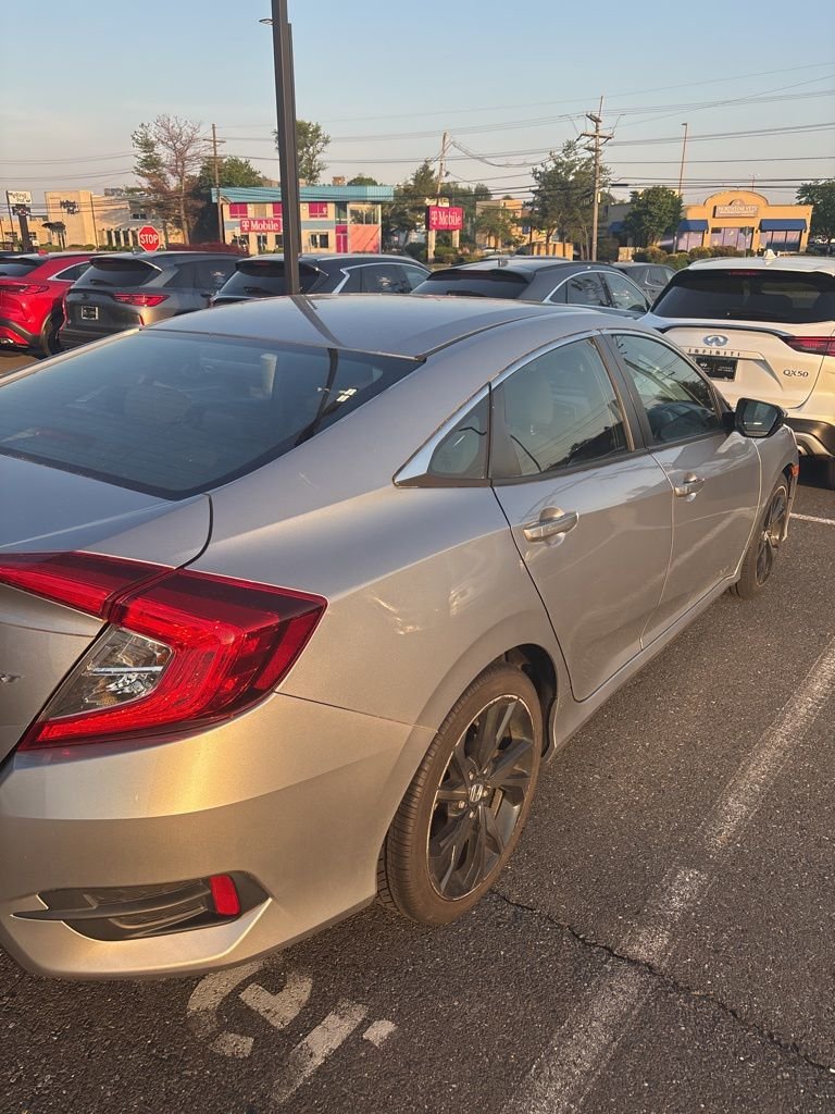 2HGFC2F86KH500951