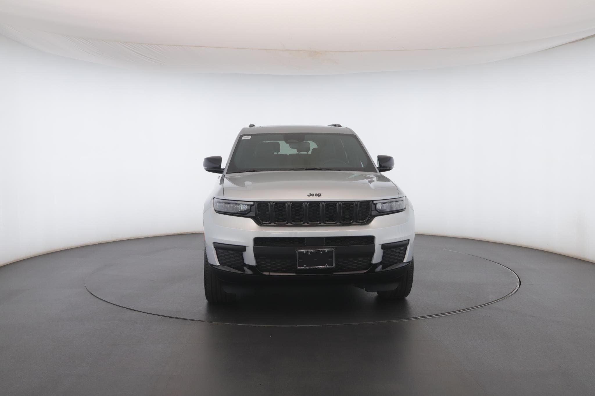 Used 2024 Silver Zynith Jeep Altitude X 4x4 image 24