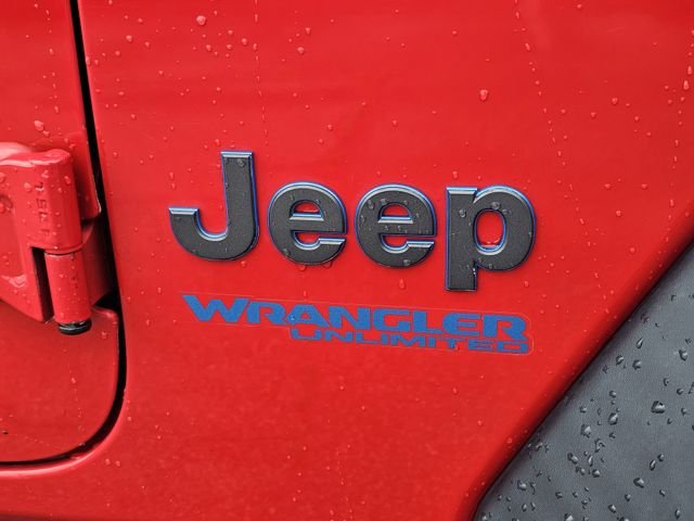Used 2022 Red Jeep Unlimited Rubicon 4xe image 9