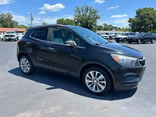 2018 Buick Encore Preferred's photo