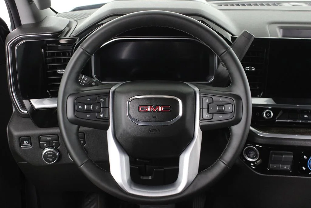 New 2026 Sterling Metallic GMC Elevation image 23