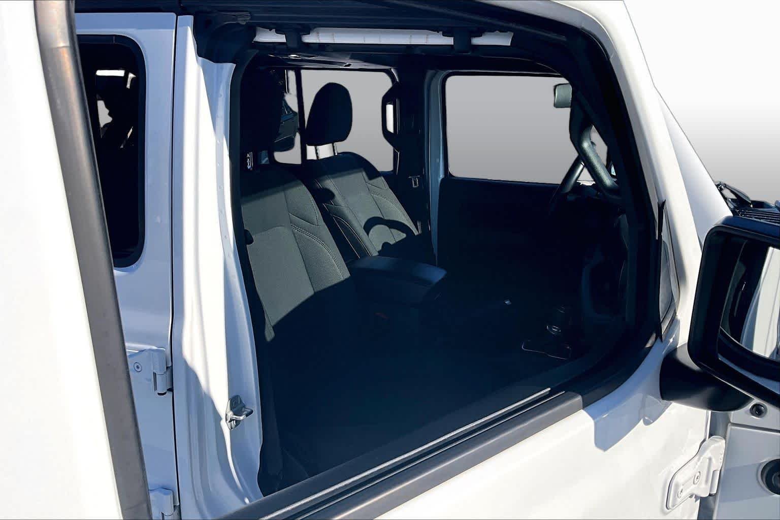 Used 2022 Bright White Clearcoat Jeep Unlimited Willys image 9