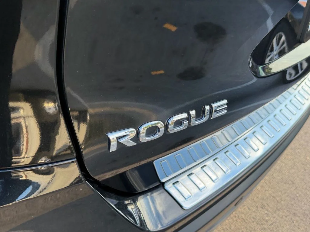 Used 2019 Black Nissan SV image 14