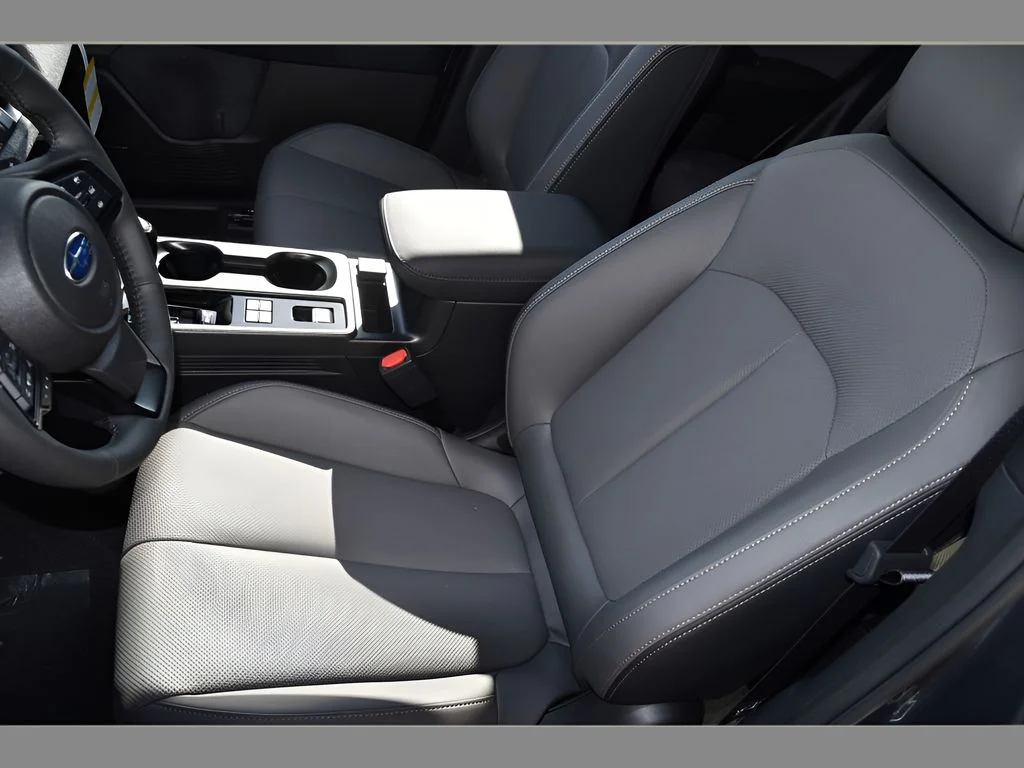 2026 Subaru Outback Limited - Photo 13