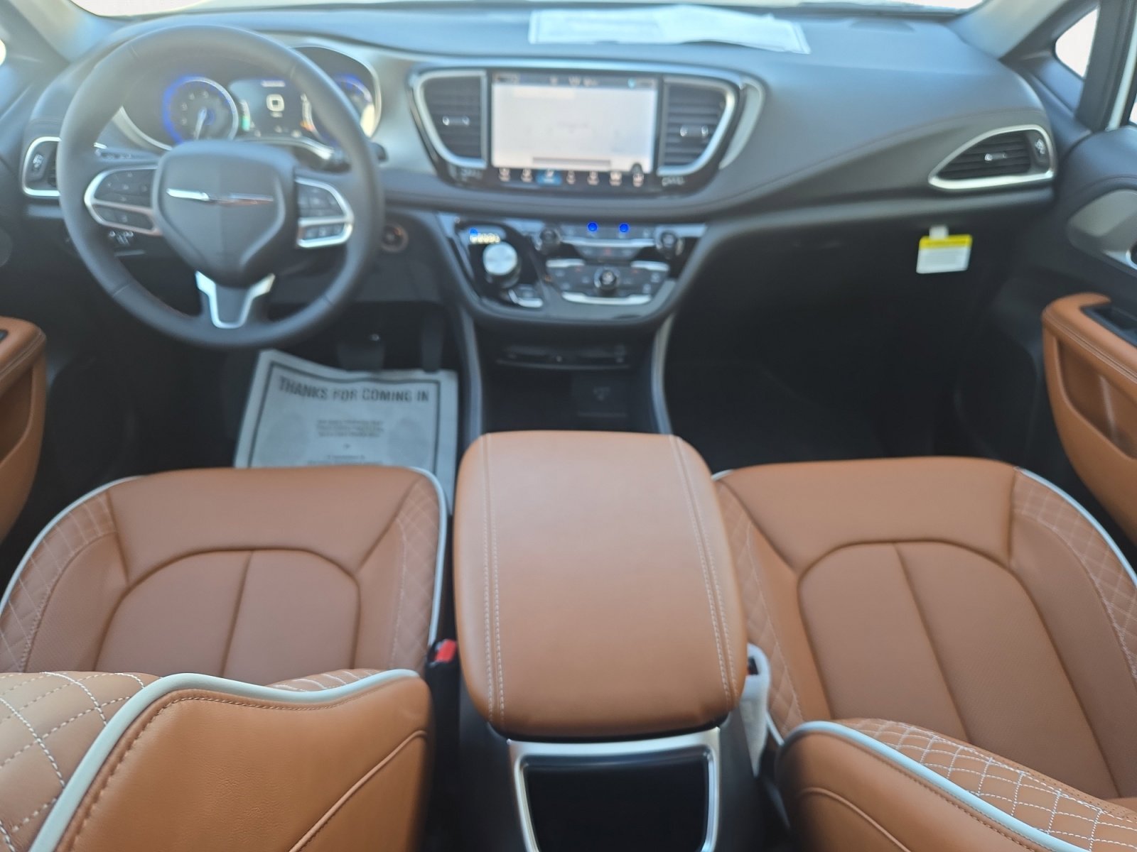 New 2026 Bright White Clearcoat Chrysler Pinnacle image 3