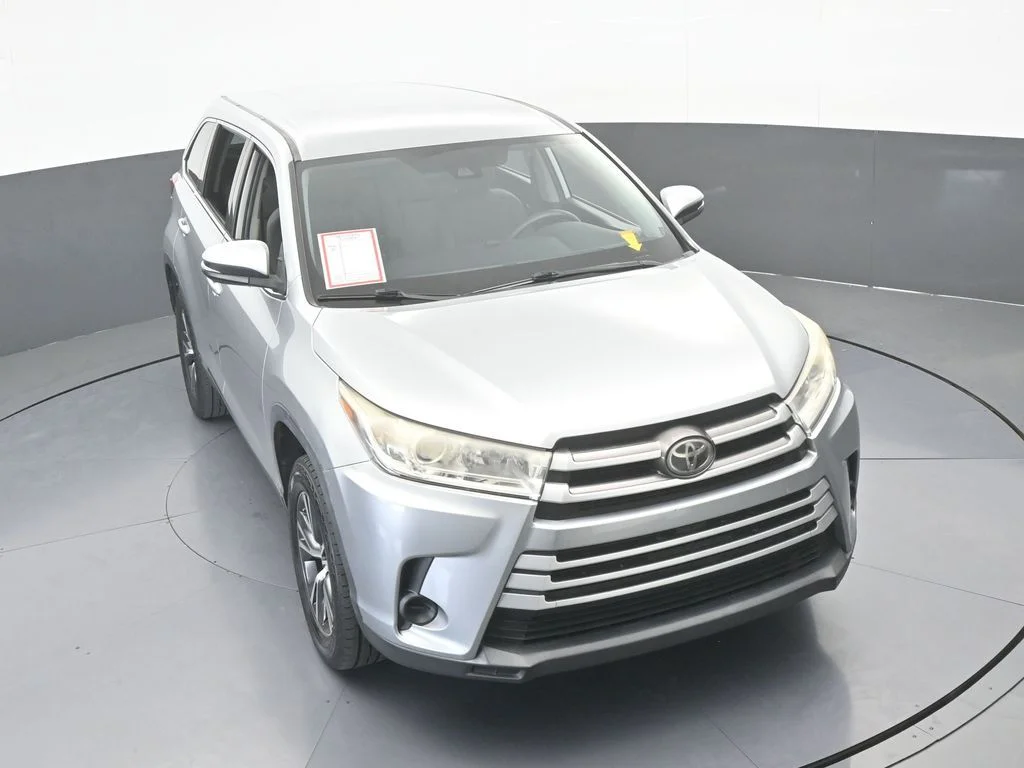 Used 2019 Celestial Silver Metallic Toyota LE image 52