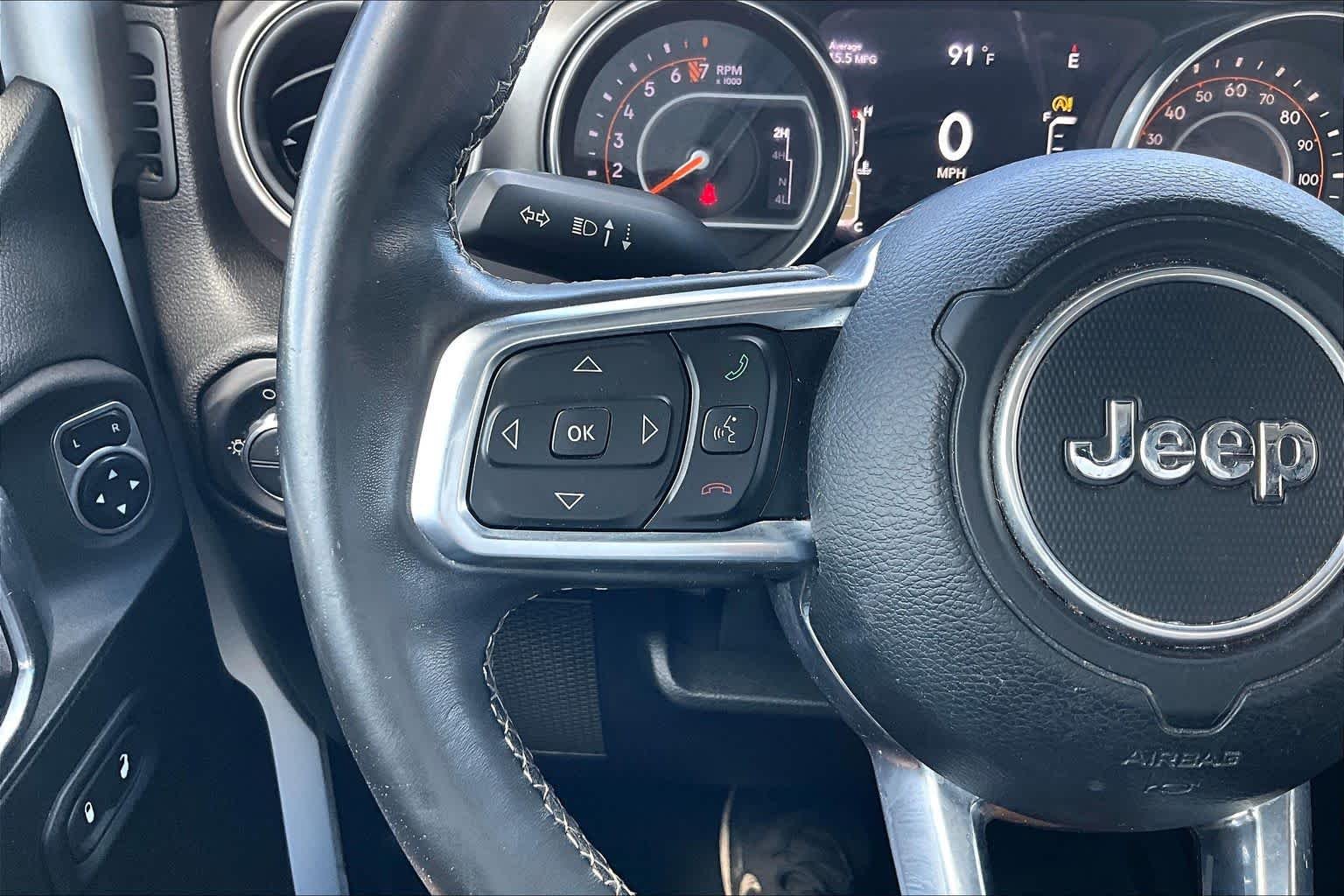 Used 2020 Bright White Clearcoat Jeep Sport S image 23