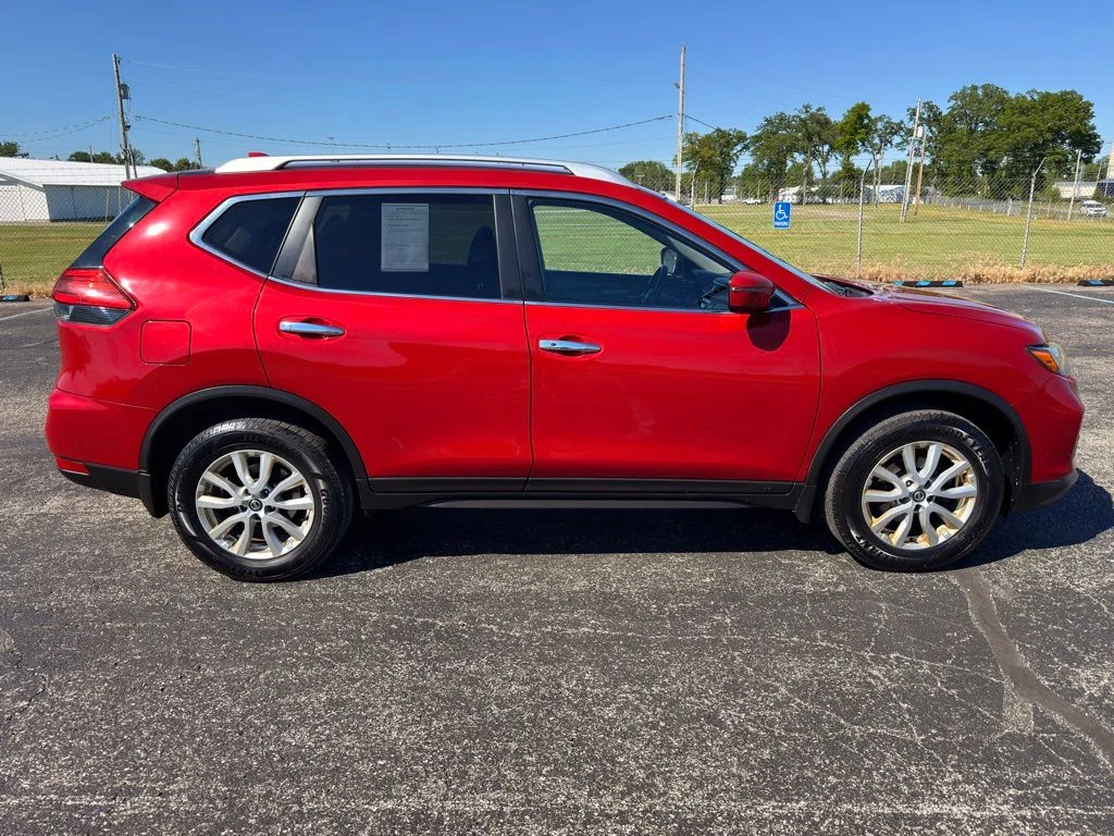 Used 2017 Red Nissan SV image 10