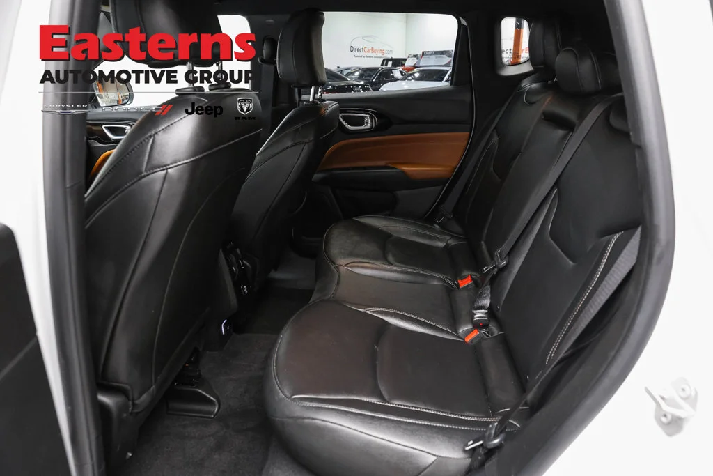 Used 2025 White Jeep Limited image 20