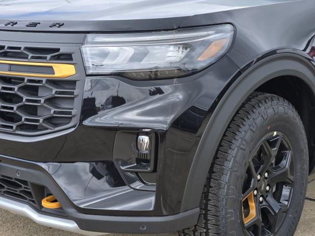 New 2026 Agate Black Metallic Ford Tremor® image 26
