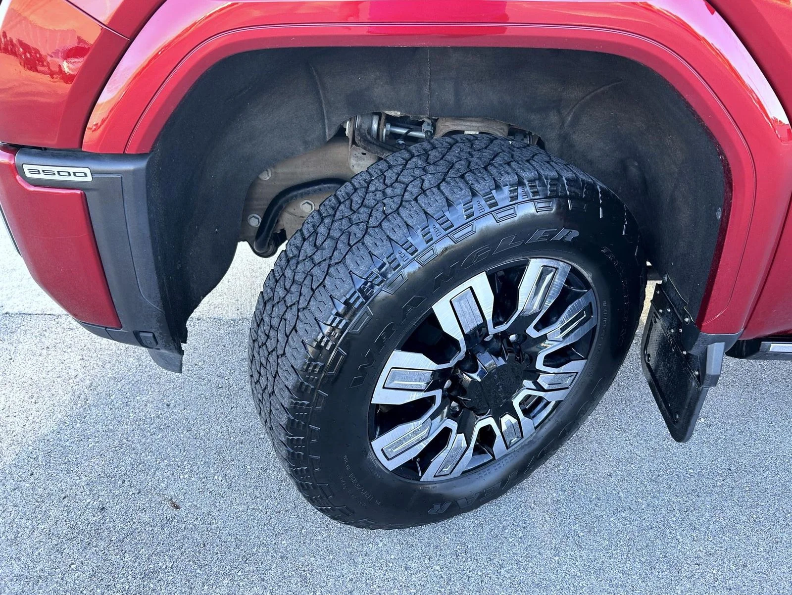Used 2024 Red GMC Denali image 23