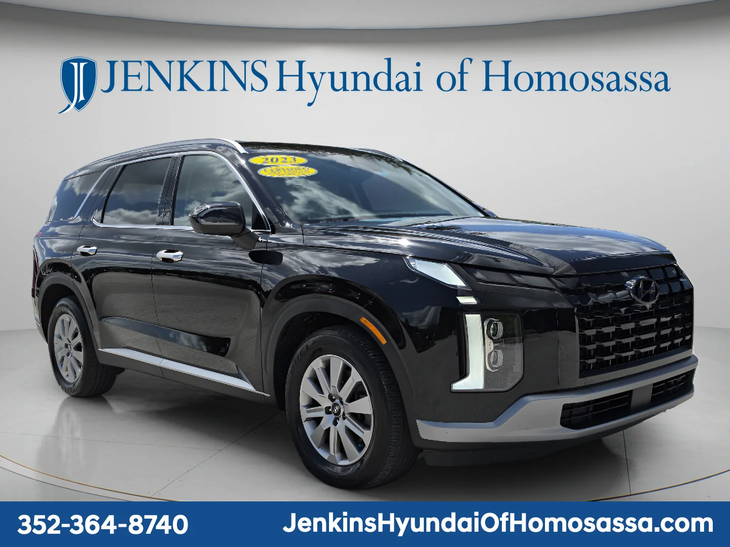Used 2023 Black Hyundai SEL image 12