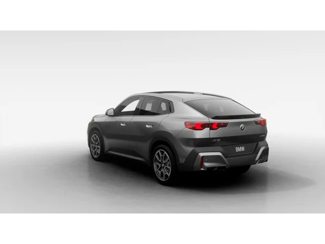 New 2027 Skyscraper Grey Metallic BMW  image 2