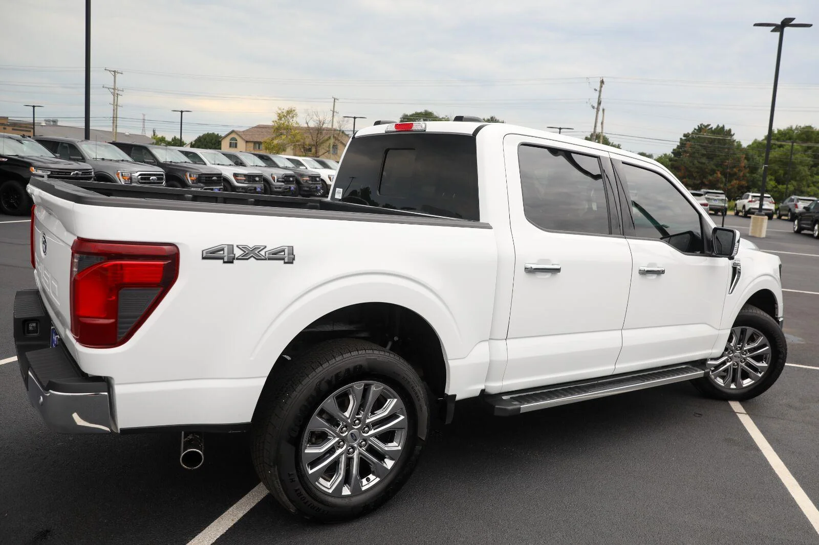 Certified Used 2024 Oxford White Ford XLT image 13