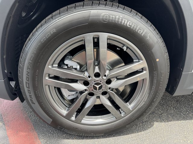 New 2026 Polar White Mercedes-Benz GLA 250 image 7