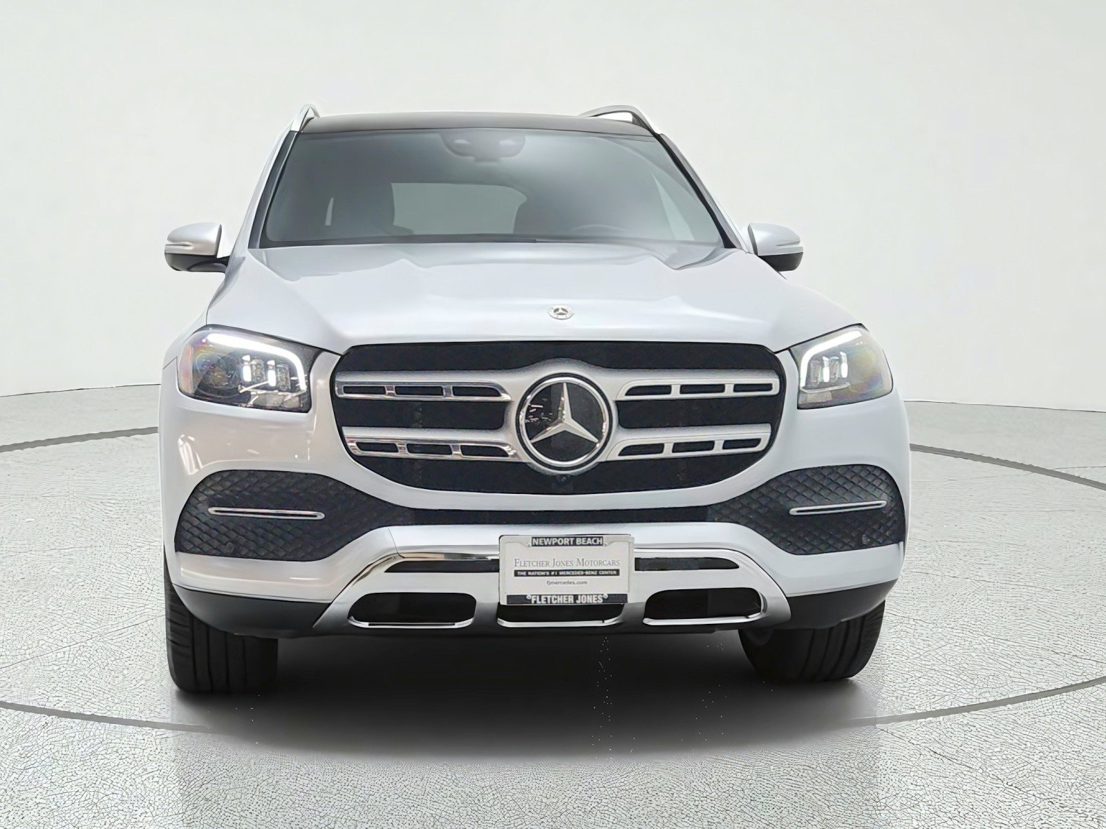 Certified Used 2022 Cirrus Silver Metallic Mercedes-Benz GLS 450 4MATIC® SUV image 2