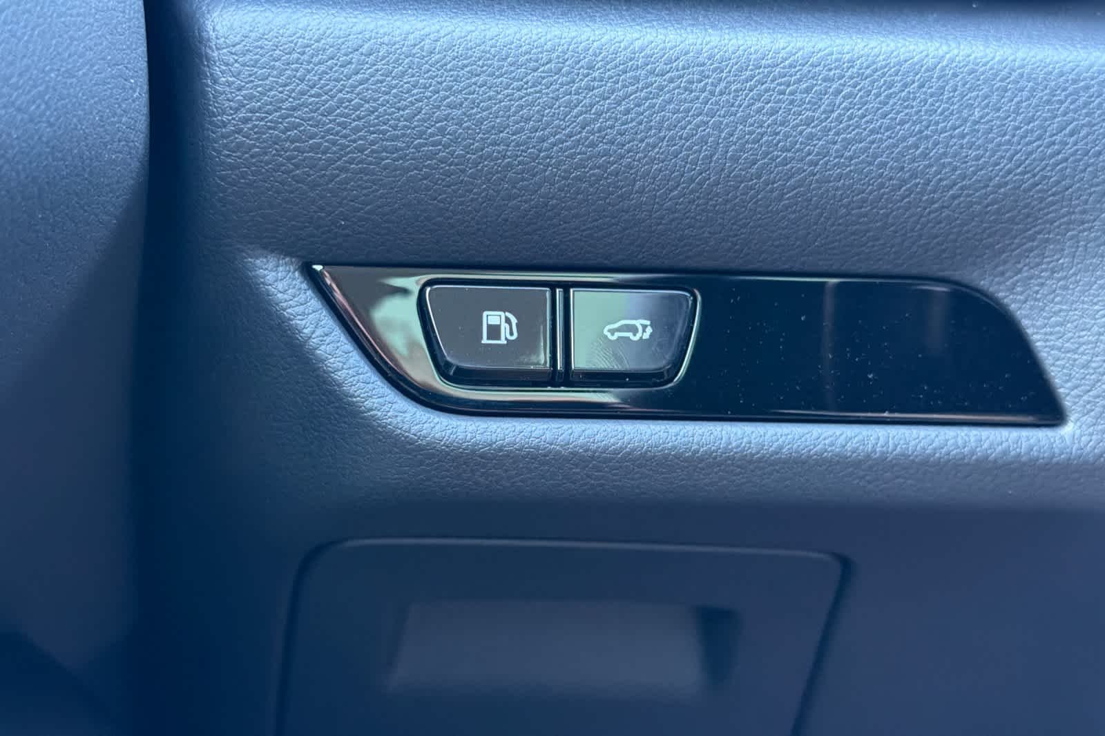 New 2026 Nori Green Pearl Lexus NX 450h+ LUXURY AWD image 31