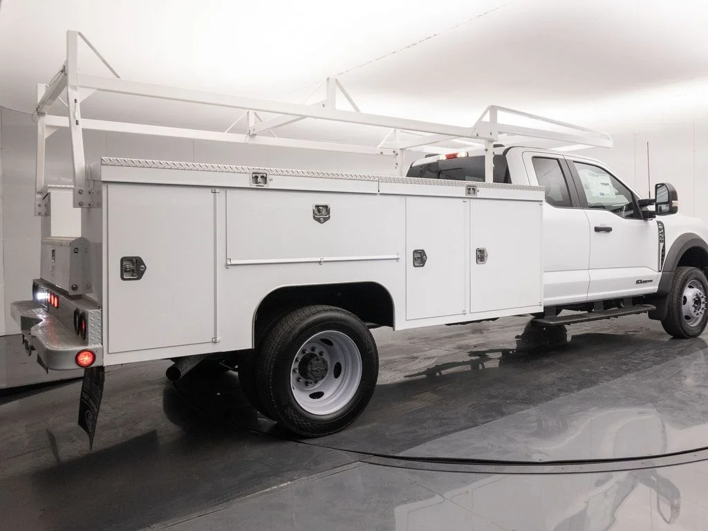 2026 Ford F-450 Super Duty Chassis Cab XL - Photo 7