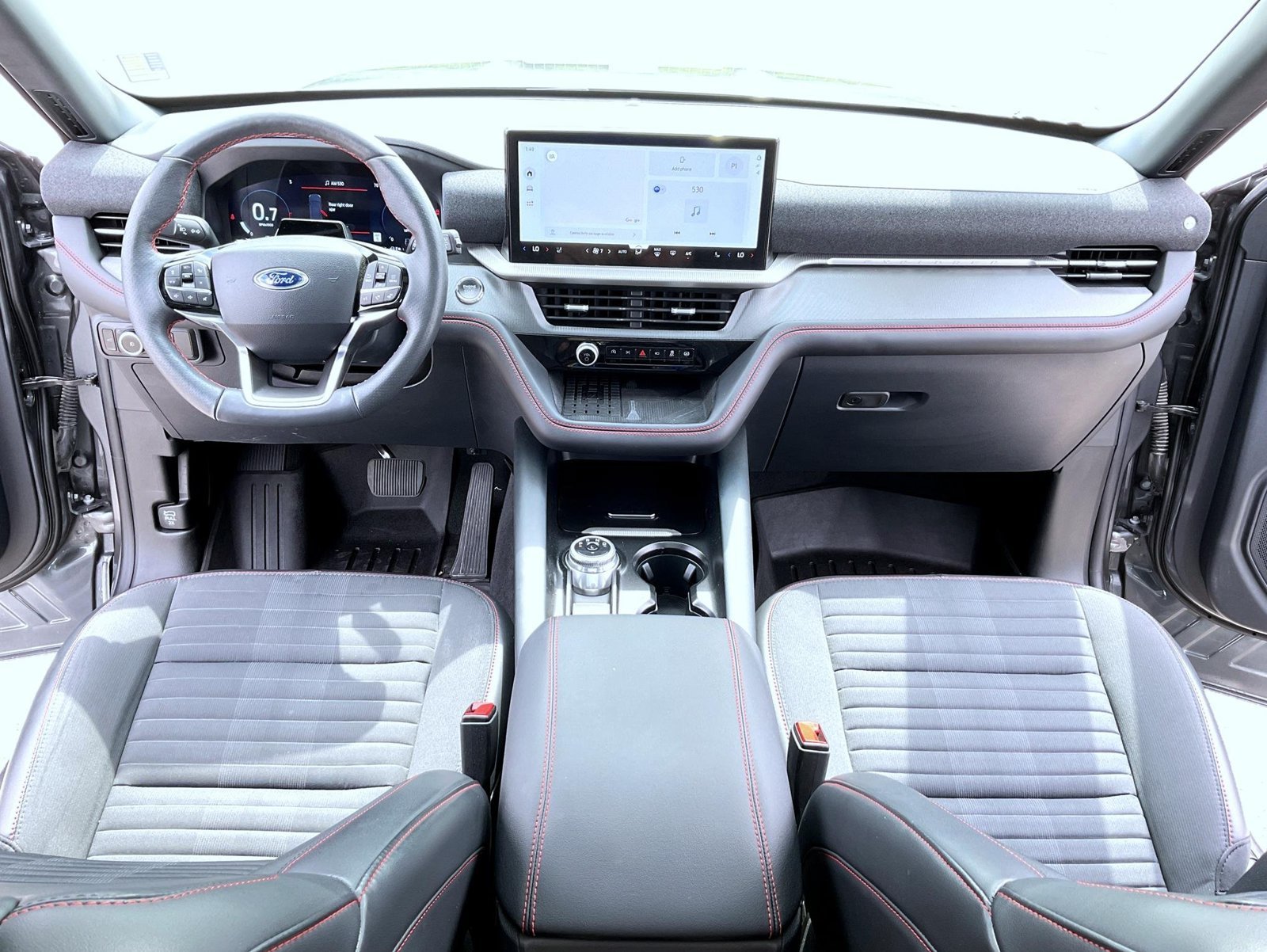 Used 2025 Gray Ford ST-Line image 12