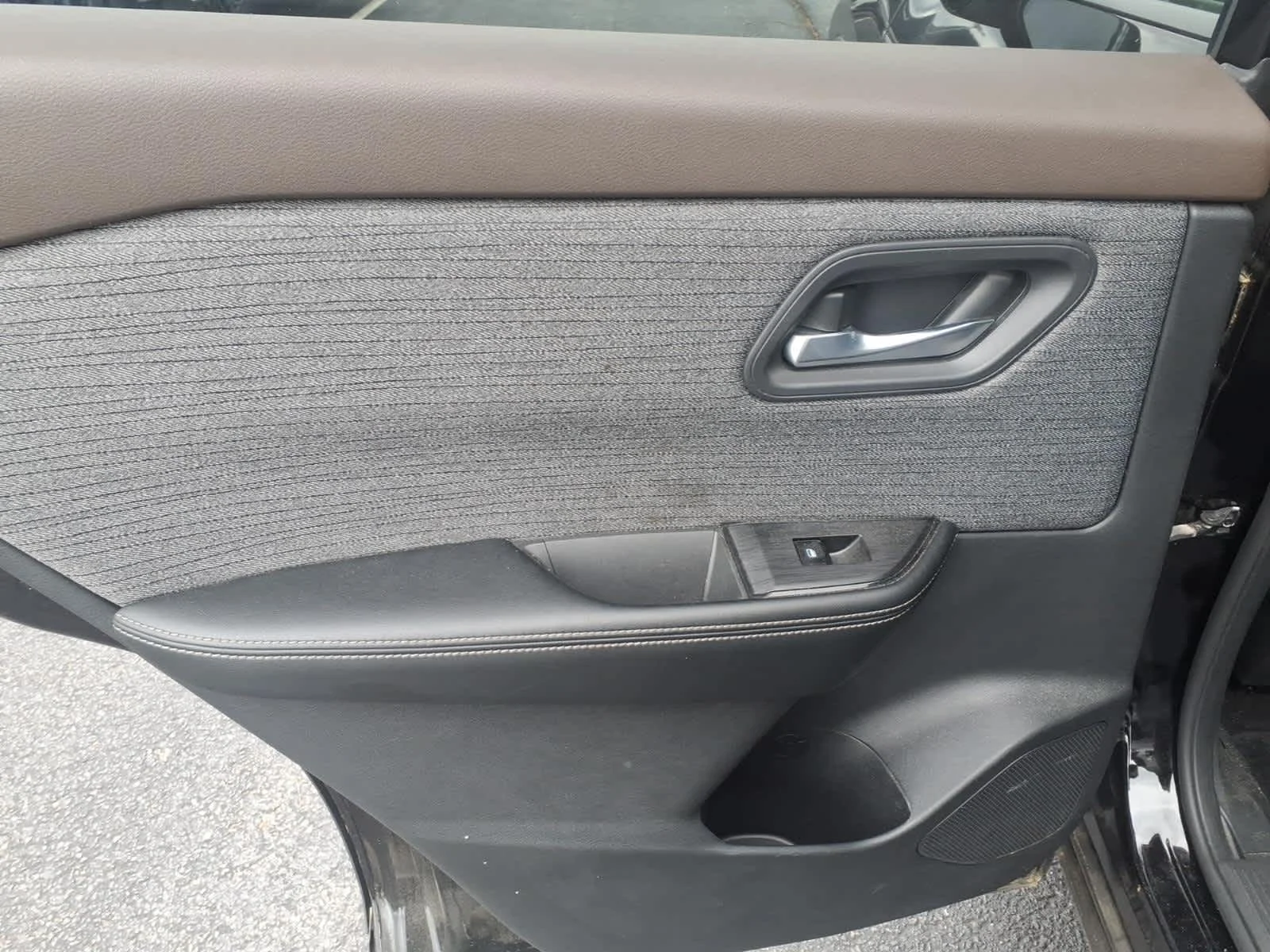 Certified Used 2021 Super Black Nissan SV image 11