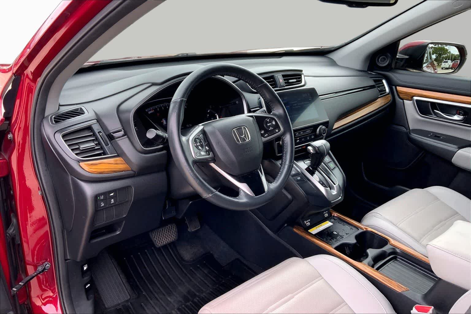 Used 2020 Radiant Red Metallic Honda Touring image 18
