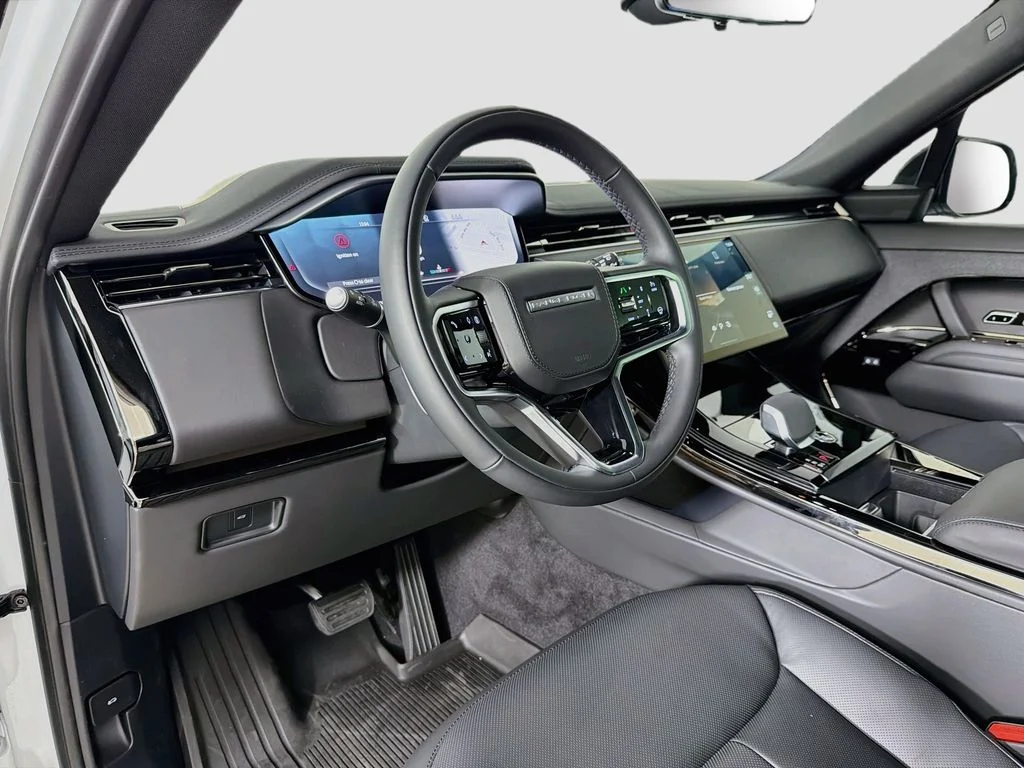 New 2026 Fuji White Land Rover SE image 9
