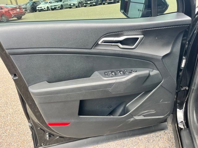 Used 2024 Black Kia LX image 7