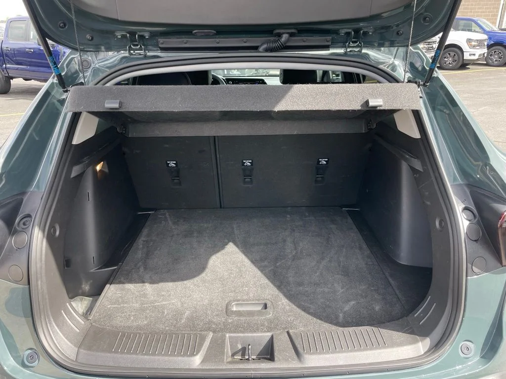 Used 2025 Cypress Chevrolet LT image 29
