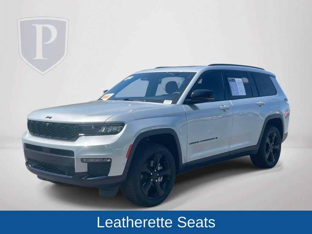 Used 2024 Silver Jeep Limited image 5
