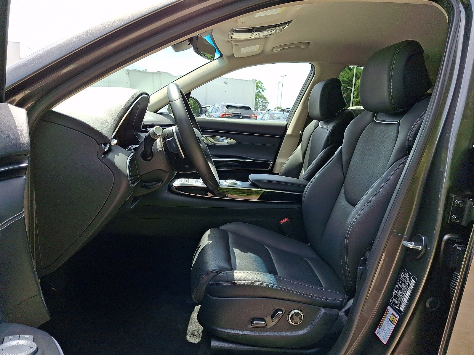 Used 2025 Makalu Gray Genesis 2.5T image 13