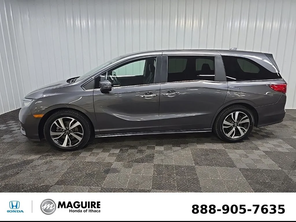 Used 2024 Gray Honda Touring image 5