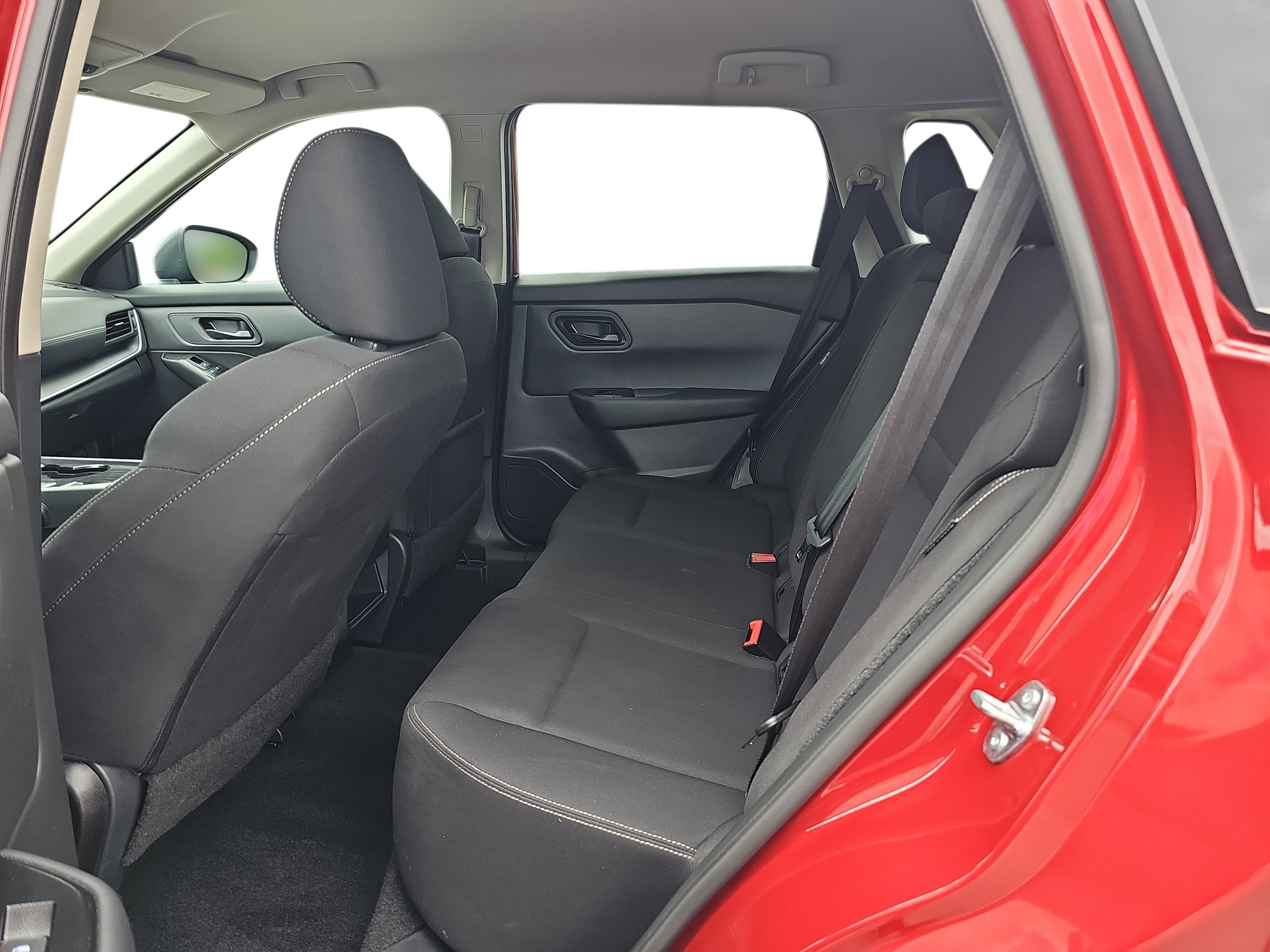 Used 2025 Scarlet Ember Tintcoat Nissan S image 10