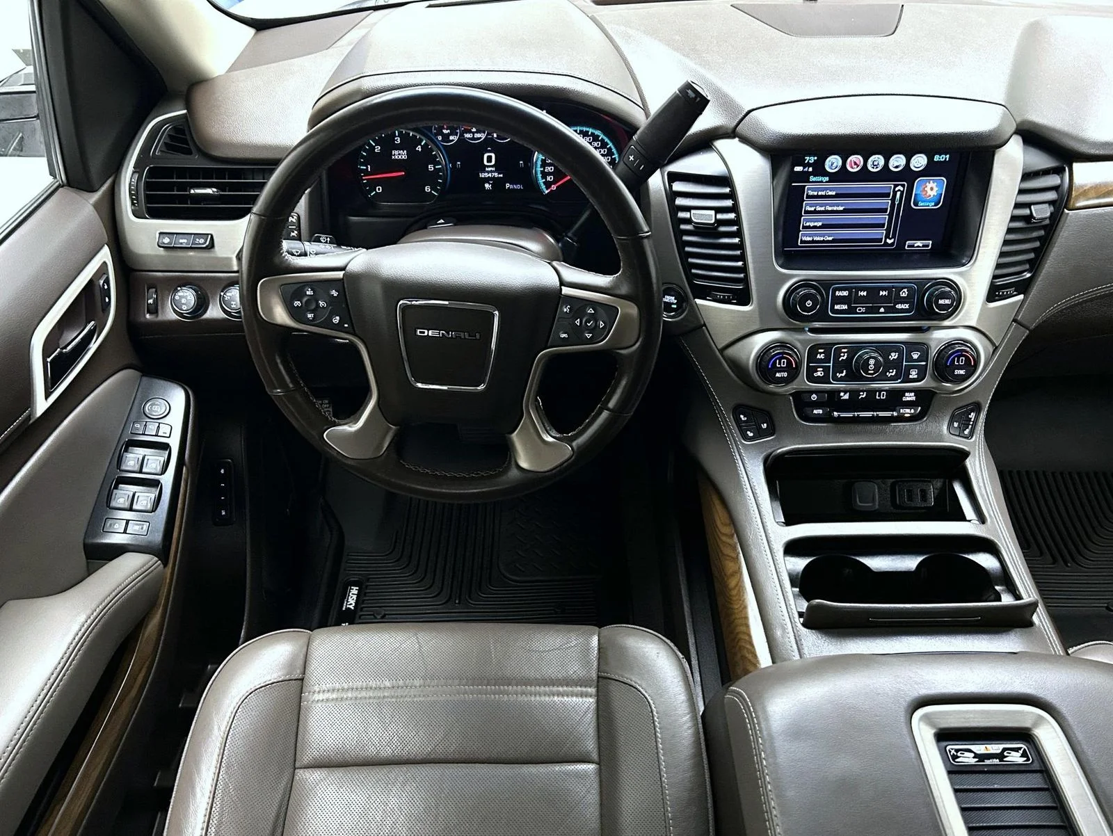 Used 2019 White GMC Denali image 14