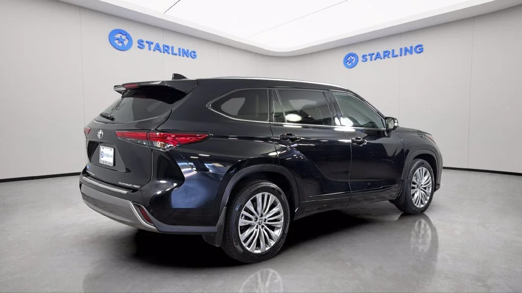 Used 2023 Black Toyota Platinum image 9