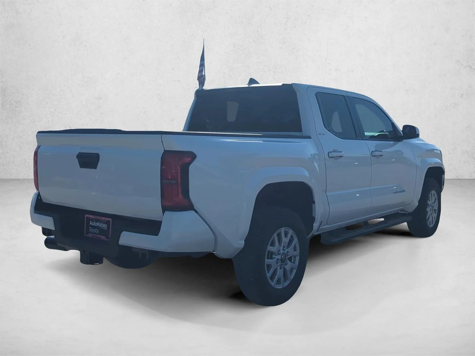 Used 2024 Ice Cap Toyota SR5 image 5