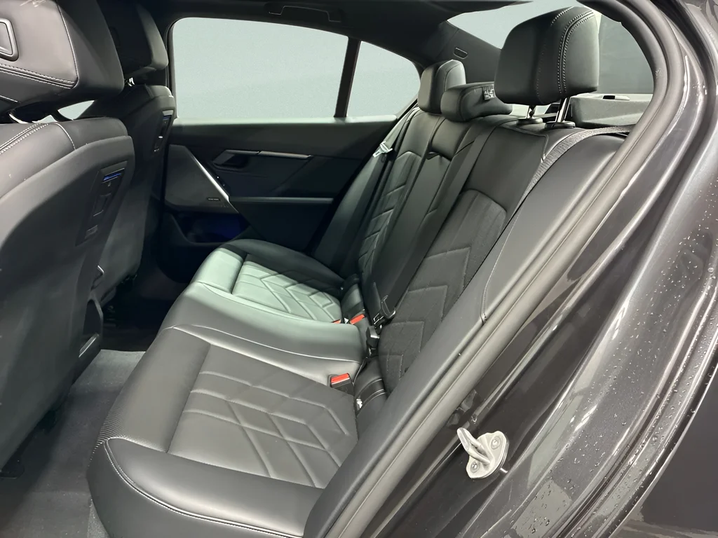 Used 2026 Dark Graphite BMW 530i xDrive M Sport image 21