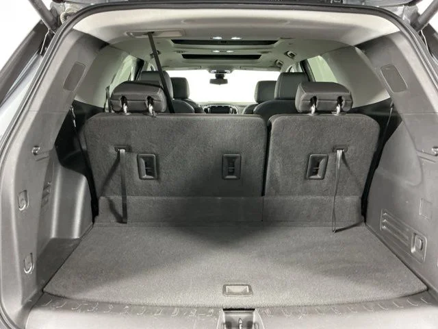 Used 2020  Chevrolet RS image 31