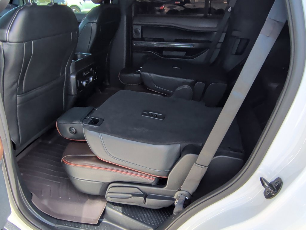 Used 2020 White Ford King Ranch image 42