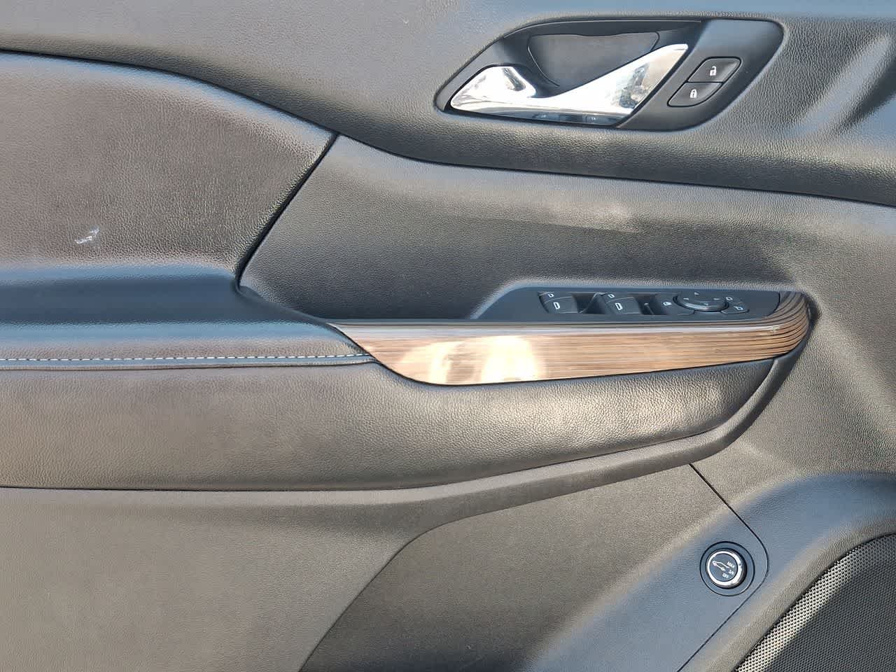 Certified Used 2018 Summit White GMC SLE image 16