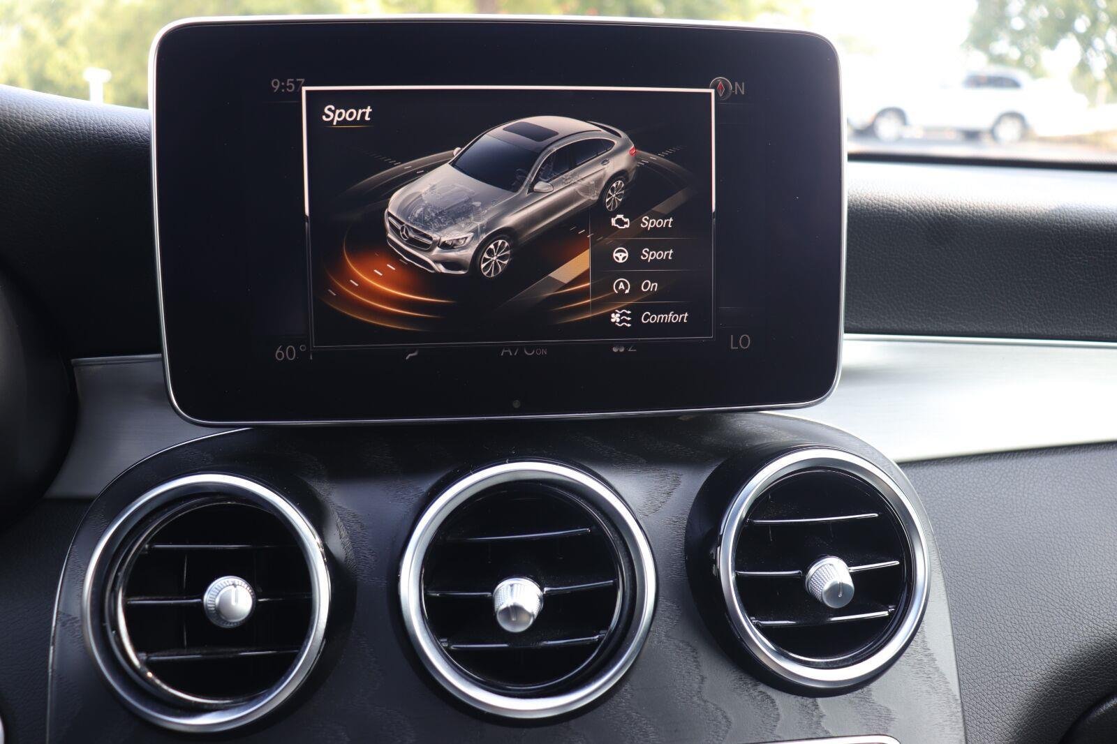 Used 2019 Mojave Silver Metallic Mercedes-Benz GLC 300 image 29