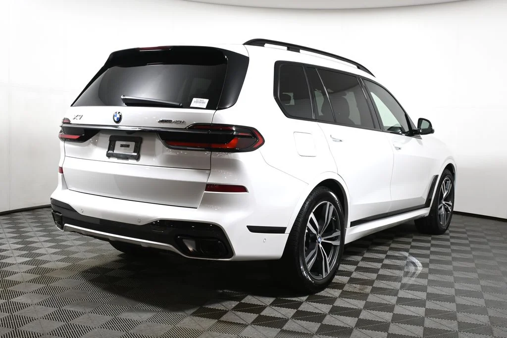 New 2027 White BMW xDrive40i image 7