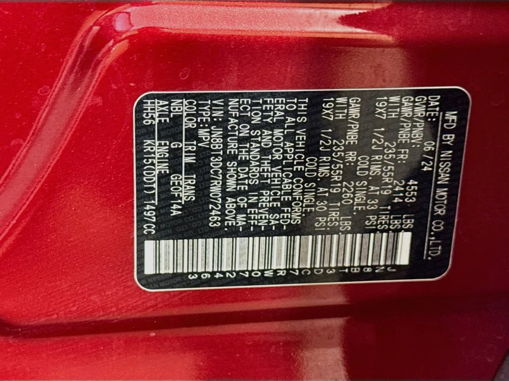 Used 2024 Red Nissan Platinum image 44