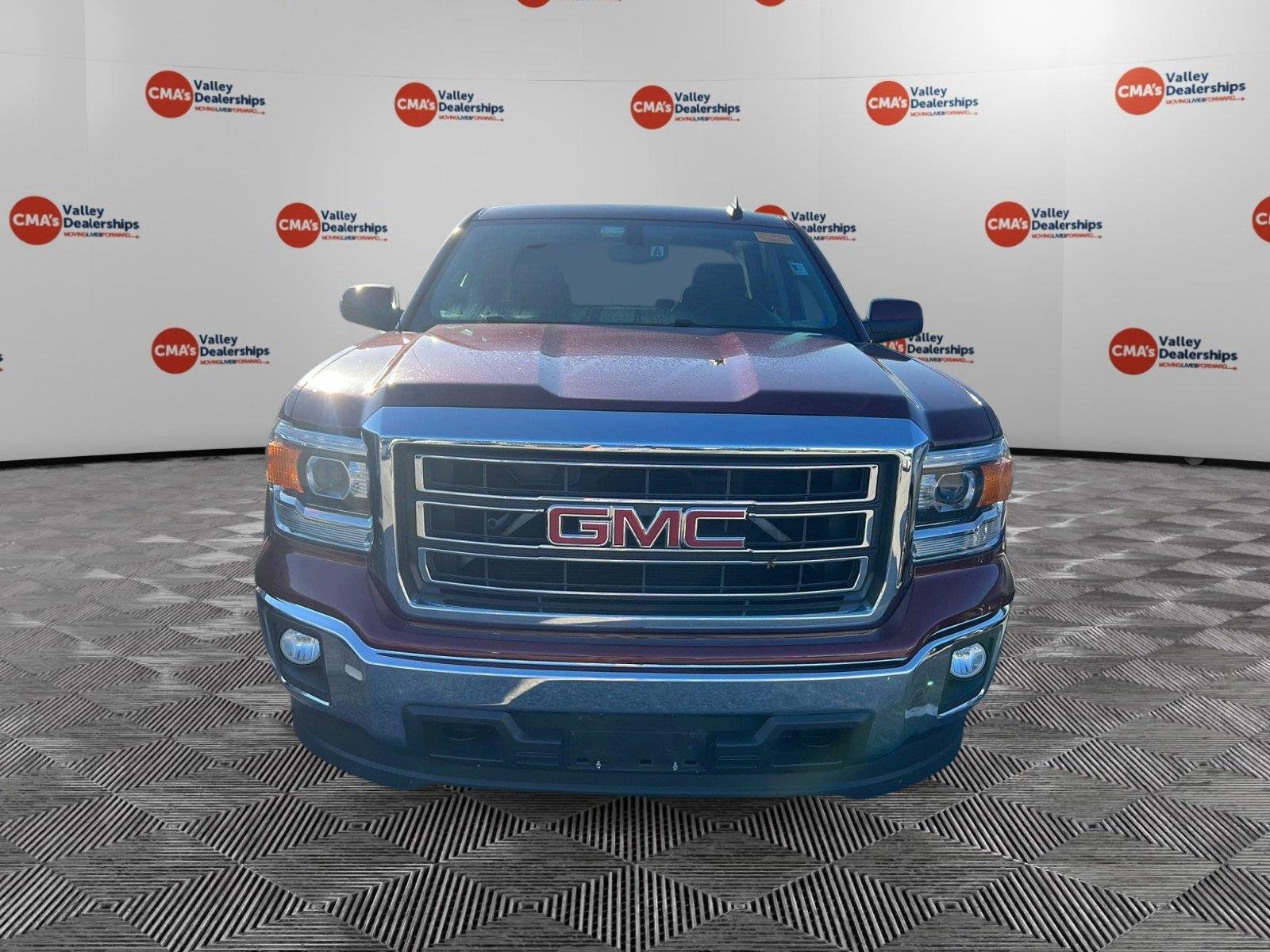 Used 2015 Sonoma Red Metallic GMC SLE image 6