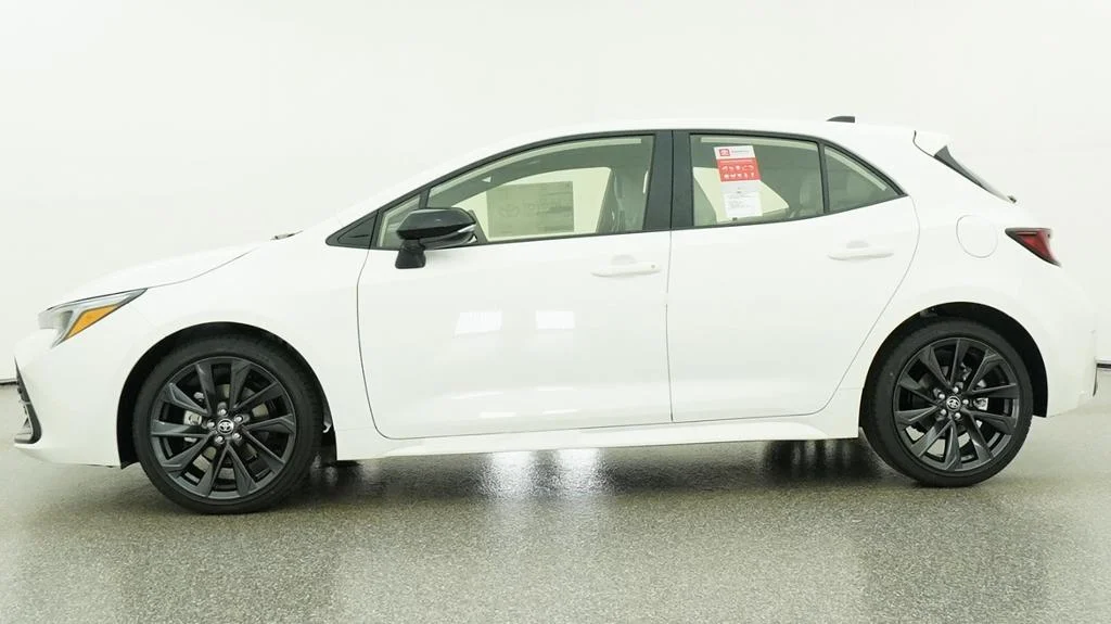 New 2026 Ice Cap Toyota XSE image 2