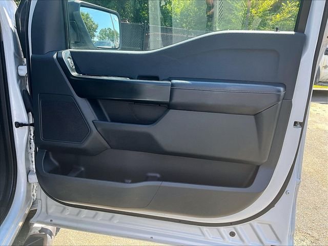 Used 2021 White Ford XL image 19